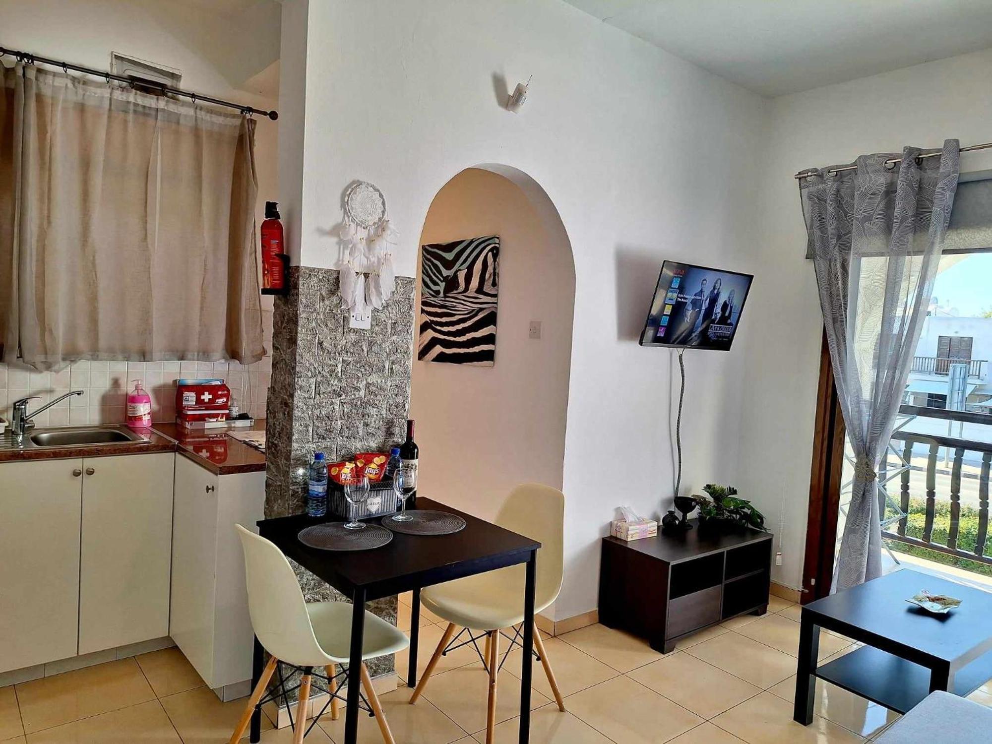 Kato Paphos Apt 400M To The Beach エクステリア 写真
